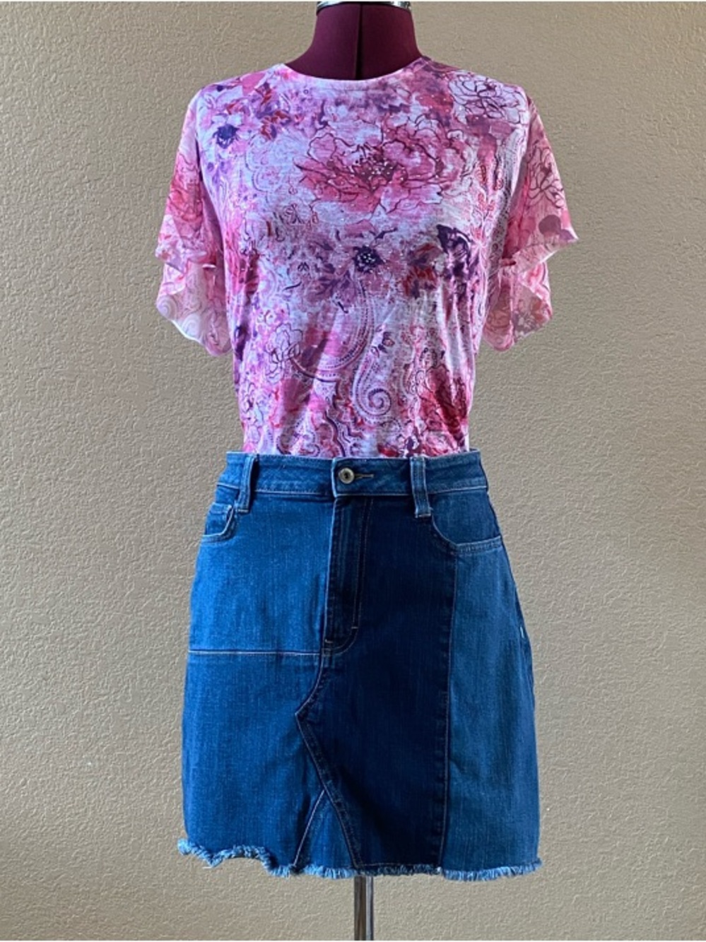 Arizona Jean Company Two-Tone Blue Denim Mini Skirt